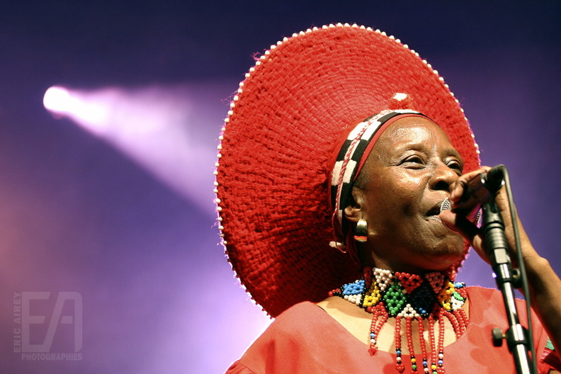 Mahotella Queens