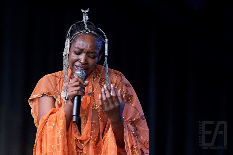 MM 2012 (2012-05-27) - 957_DxO () - LOGO 1024.jpg